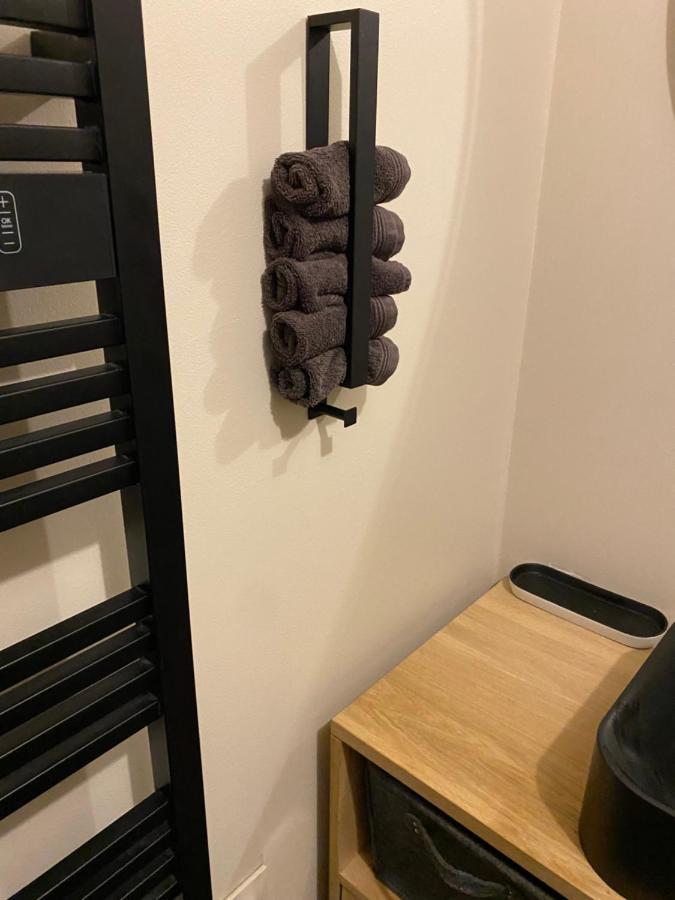 Lille Appart Cosy 68M2 Lumineux Avec Balcon - Garage Prive Luaran gambar